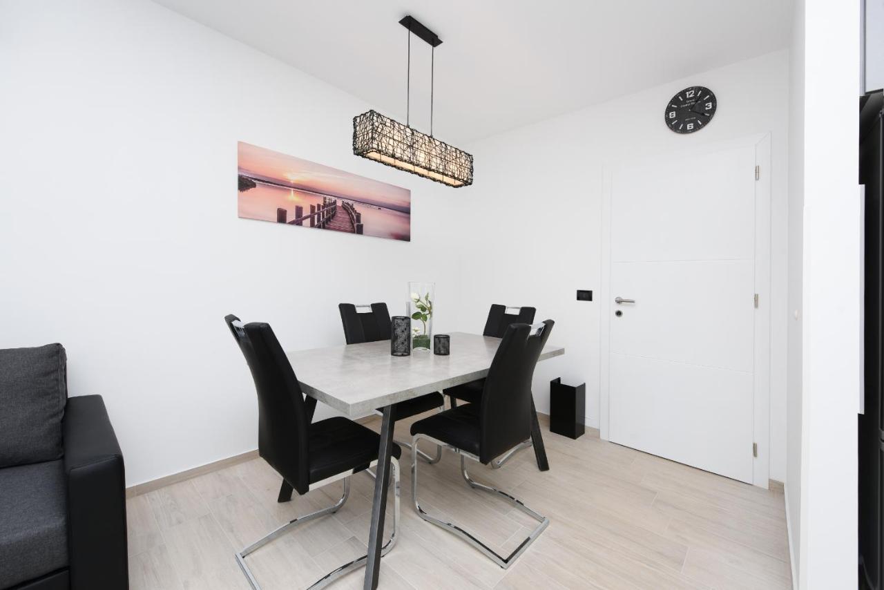 Apartment Matea 扎达尔 外观 照片