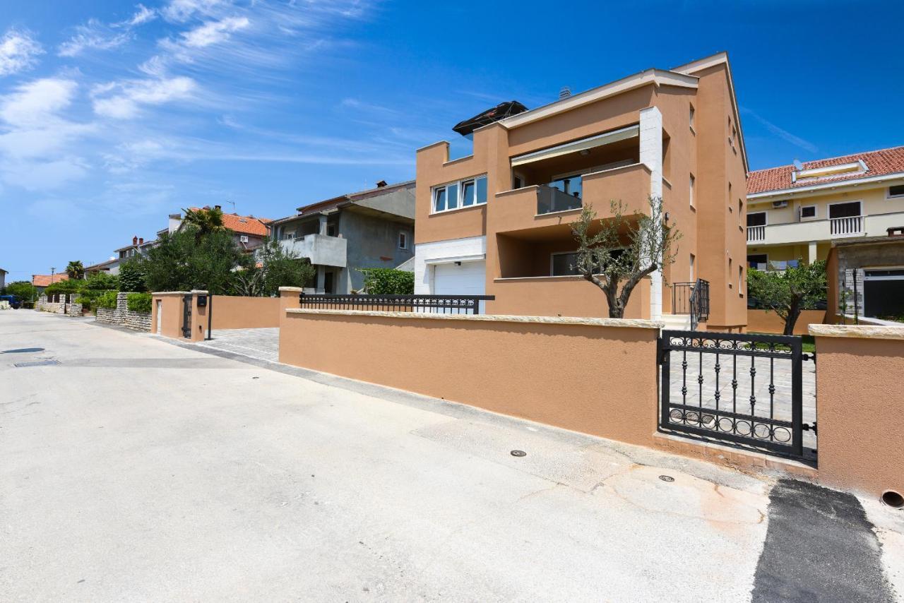 Apartment Matea 扎达尔 外观 照片